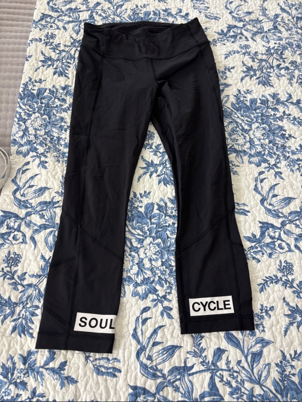 Black Lululemon 'Soul Cycle' Cropped Leggings